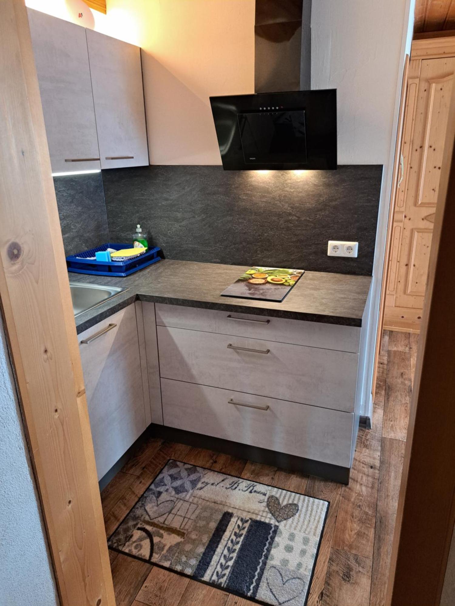 Apartmenthaus Bader ลอยทัช ภายนอก รูปภาพ