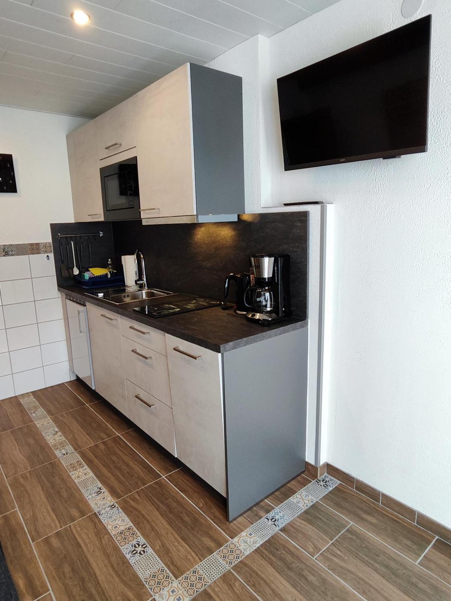 Apartmenthaus Bader ลอยทัช ภายนอก รูปภาพ