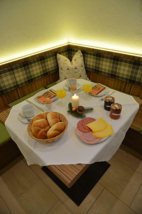 Apartmenthaus Bader ลอยทัช ภายนอก รูปภาพ